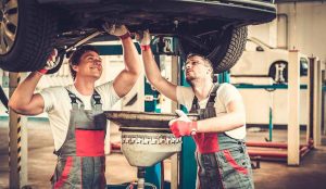 Ausbildung Kfz-Handwerk - Foto: NejroN/ 123rf/ HWKDO