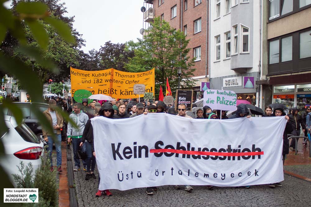 Auch in Dortmund rief ein breites Bündnis zur Protestaktion „Kein Schlussstrich“ auf. Foto: Leopold Achilles
