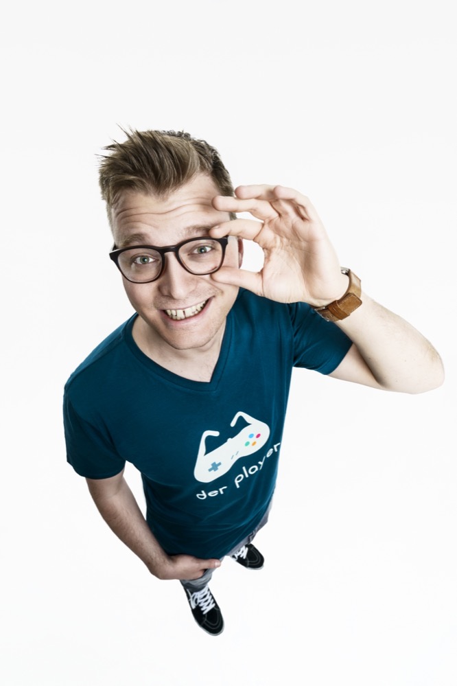 Maxi Gstettenbauer tritt mit seinem Soloprogramm „Lieber Maxi als normal“ in der DASA auf. Foto: Robert Maschke