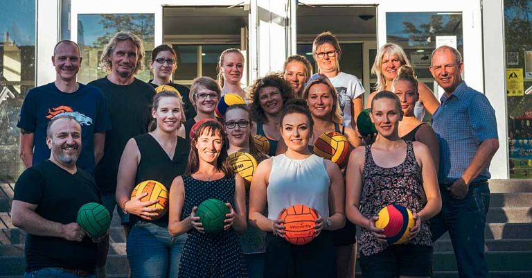 Dortmund frauen treffen