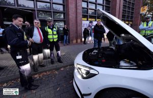 Fahrzeugkontrolle am Hauptbahnhof - eine der Kontrollstellen bei einem der Einsätze gegen Clan-Kriminalität.