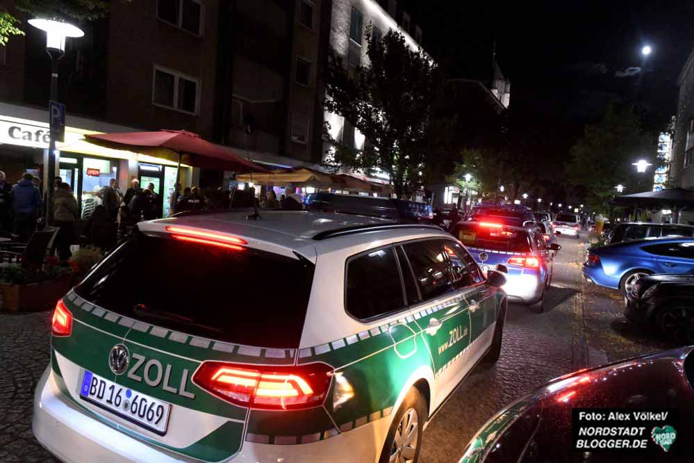 Rund 150 Einsatzkräfte verschiedener Behörden nahmen sich in der Nordstadt Bars und Betriebe vor.