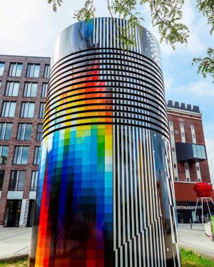 Die von Felipe Pantone gestaltete Lüftungsschächte. Foto: Dennis Treu