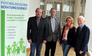 (v.l.:) Alfred Hennekemper, Friedhelm Sohn, Annette Frenzke-Kulbach und Reinert Hanswille