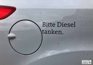 Ein Hinweis, den man AutofahrerInnen in vielen Städten nicht mehr geben kann.