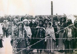 Roma 1940 vor Transport ins Vernichtungslager Belzec. Foto: privat