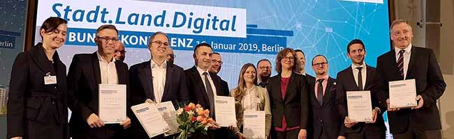 Unter über 200 Beiträgen wurde die Allianz Smart City zunächst als einer von sechs Beiträgen für die Finalrunde auf der Bundeskonferenz Stadt.Land.Digital nominiert.und dort die Experten überzeugen.