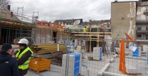 Blick auf die Baustelle in der Kirchenstraße.