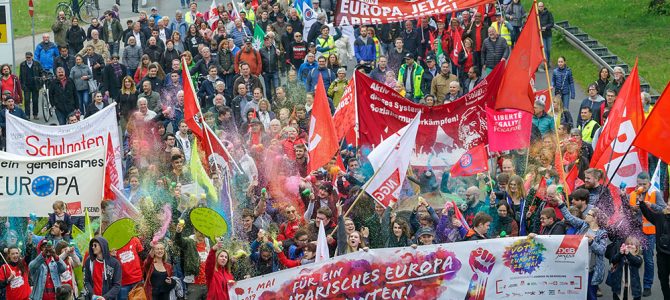 Die Demonstration zum Tag der Arbeit des DGB 2019 führt vom Platz der Alten Synagoge zum Westfalenpark. Fotos: Klaus Hartmann