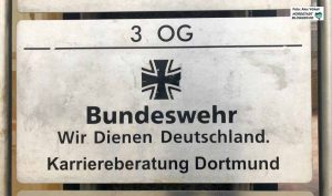 Nach der Abschaffung der Wehrpflicht muss die Bundeswehr um Rekrut:innen werben.