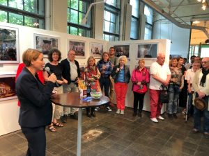 Prof. Wiebke Möhring vom Institut für Journalistik der TU Dortmund gab einen Einblick in den Online-Journalismus. Foto: Alex Völkel