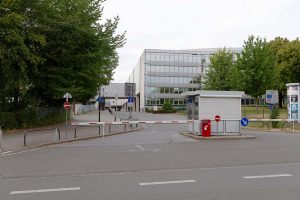 Noch können Fuß- und Radverkehr auf direktem Weg von B1 zum Stadion kommen.