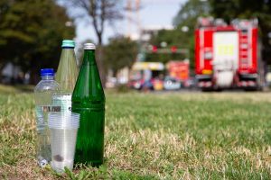 Wohnungslose Menschen sind der Hitze mitunter schutzlos ausgesetzt. Daher rät Bodo, Wasser zu schenken. Foto: Sebastian Sellhorst/bodo 