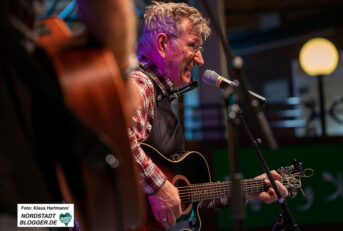 AFD Bürgerdialog im Dietrich-Keuning-Haus und Gegenveranstaltung
