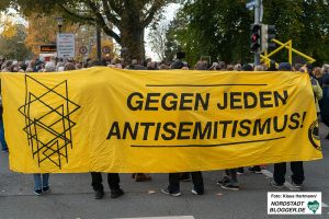 Pogromgedenken 2019 in Dorstfeld am Denkmal für die alte Synagoge.