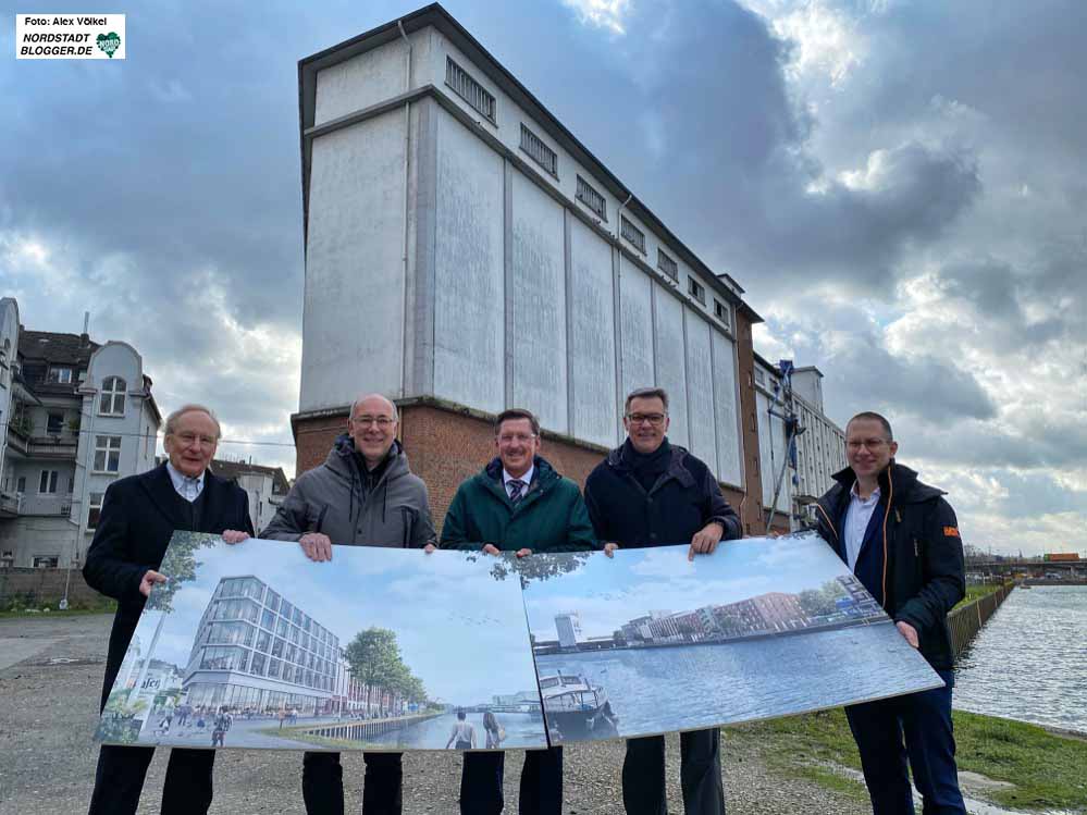 Prof. Eckhard Gerber (Inhaber Gerber Architekten), Norbert Hermanns (Vorstandsvorsitzender Landmarken AG), Uwe Büscher (Vorstand Dortmunder Hafen AG), Thomas Westphal (Geschäftsführer Wirtschaftsförderung Dortmund), Benjamin Sieber (Designdirektor Gerber Architekten Dortmund)