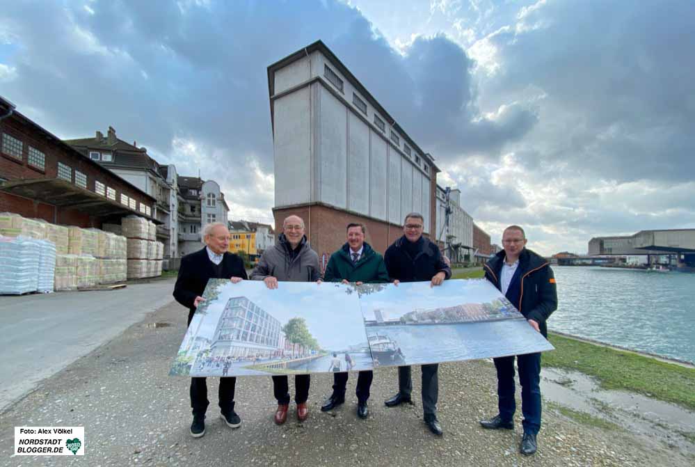 Prof. Eckhard Gerber (Inhaber Gerber Architekten), Norbert Hermanns (Vorstandsvorsitzender Landmarken AG), Uwe Büscher (Vorstand Dortmunder Hafen AG), Thomas Westphal (Geschäftsführer Wirtschaftsförderung Dortmund), Benjamin Sieber (Designdirektor Gerber Architekten Dortmund)