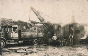 Seit 1895 werden am Dorstfelder Standort von „Orenstein & Koppel“ (kurz O&K) Großbagger gebaut. Foto: Sammlung Klaus Winter