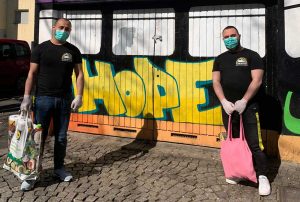 Viele Menschen haben in der Krise geholfen - so auch die Flüchtlingsinitiative „Train of Hope“. Foto: privat