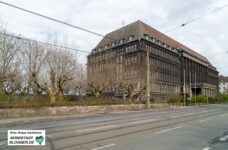 Die Grüne Halle von Hoesch Spundwand (HSP) wird abgerissen