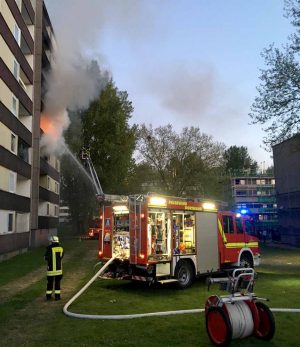 Rund zwei Stunden dauerte der Feuerwehreinsatz in Eving. Foto: FWDO