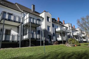 Der Balkonanbau an Gebäuden in der Waldecker Straße in Eving sins Bestandteil des Modernisierungsprogramms.