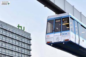 Seit Inbetriebnahme hat die H-Bahn mehr als fünf Millionen Kilometer zurückgelegt und dabei fast 40 Millionen Fahrgäste emissionsfrei befördert.