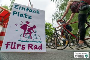 Temporärer Radfahrstreifen Heiliger Weg