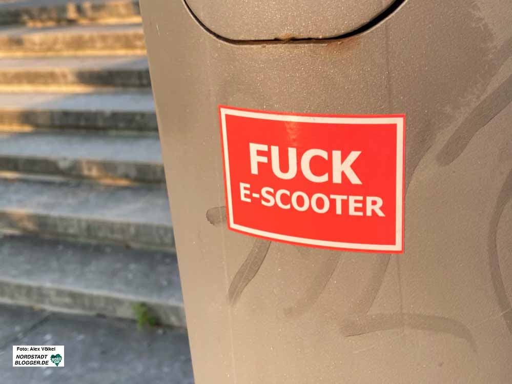 E-Scooter und Auto-Poser sorgen am Phoenixsee für massive Probleme - jetzt  drohen Fahr- und Parkverbote - Nordstadtblogger