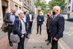 Auf Einladung von OB Ullrich Sierau hat sich Jürgen Resch, Geschäftsführer der Deutschen Umwelthilfe e.V., in Dortmund informiert. Foto: Roland Gorecki