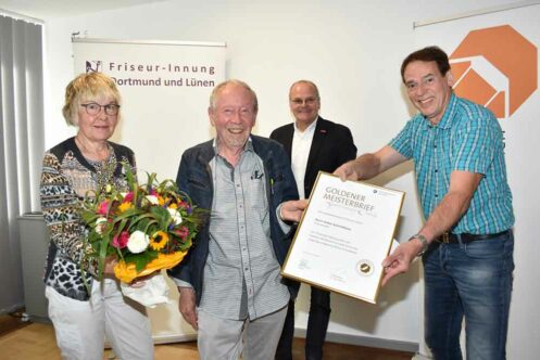 Friseurinnung-Dortmund-Luenen_Jubilar-Schmidthaus