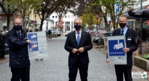 Detlef Rath, Gregor Lange und Udo Tönjann stellten die Videobeobachtung in der Münsterstraße vor.