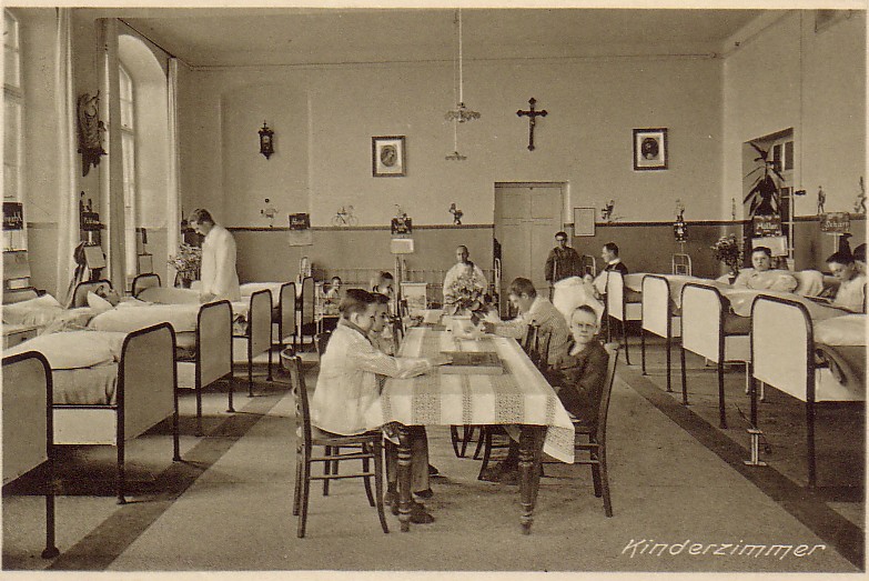 Brüder-Krankenhaus, Burgholzstraße: Kinderzimmer