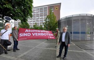Auch Dortmund setzte ein Zeichen - und wähnt sich in guter Gesellschaft von allein 400 deutschen Städten. Foto: Anja Kador