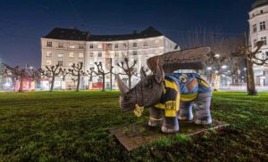 Der Borsigplatz in der Nordstadt mit BVB-Nashorn Hoppi. Foto: Klaus Körmann