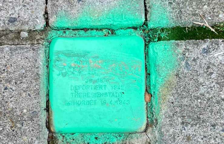 Immer wieder in Dorstfeld Stolpersteine beschmiert. Fotos: Quartiersdemokraten