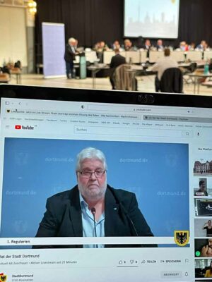 AfD-Fraktionschef Heiner Garbe machte mehrfach vom Redepult Gebrauch - und war somit auch im Livestream zu sehen.