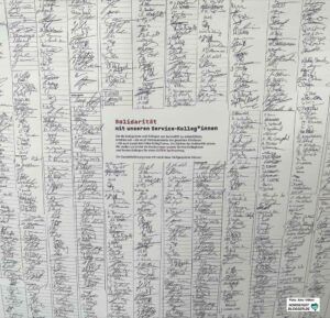 Mehr als 1000 Unterschriften hat ver.di im Klinikum gesammelt, die ein Ende der Ungleichbehandlung beenden soll.