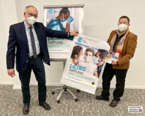 Vorstellung der neuen Impfkampagne: Dr. Frank Renken und Dezernentin Brigit Zoerner.