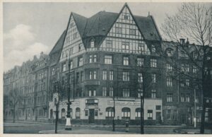 Das Gasthaus zum alten Schloss an der Ecke Mallinkrodt- (inks)/Bornstraße, vermutlich 1930er Jahre (Slg. Klaus Winter)