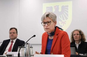 Dr. Regine Schmalhorst ist Geschäftsführerin des Jobcenters in Dortmund.