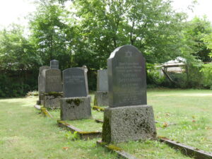 Grabsteine auf dem Friedhof in Lütgendortmund