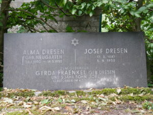 Grabmal auf dem Friedhof in Mengede
