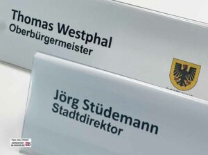 OB Thomas Westphal und Kämmerer Jörg Stüdemann wollen den neuen Haushalt später einbringen.