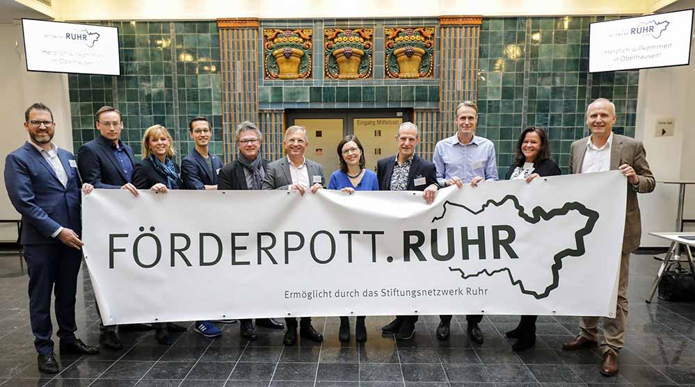 Das Stiftungsnetzwerk Ruhr bringt seit 2016 die Akteure einer der stiftungsreichsten Regionen Deutschlands zusammen. Aktuell zählt das junge Netzwerk 82 Mitglieder.