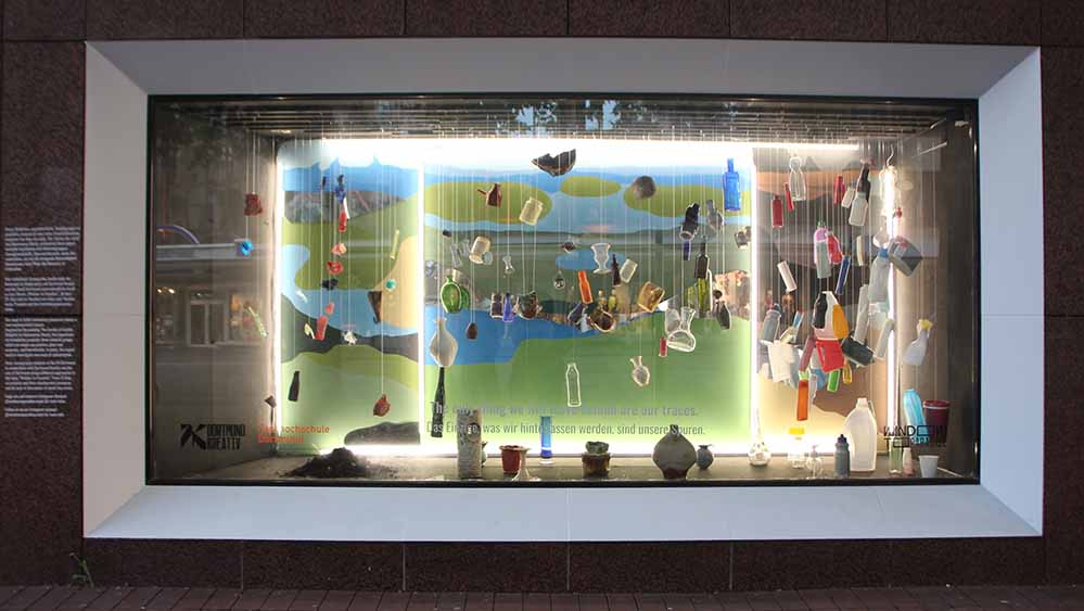 Aus der Reihe „Window to Paradise“: Installation „The wasteless world“.