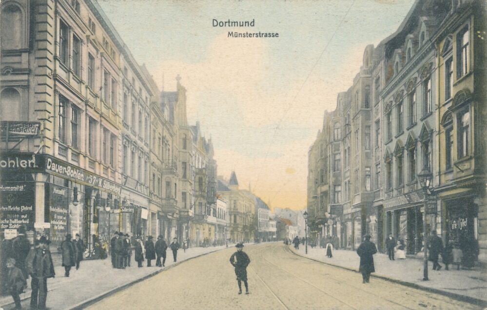 Blick von der Josephs-Kirche durch die Münsterstraße nach Süden, 1905/10