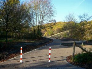 Der neue Fuß- und Radweg ist vom Emscherweg aus erreichbar.