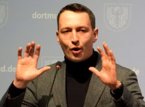 Matthias Helferich sitzt für die AfD im Dortmunder Rat und im Bundestag.