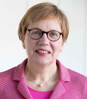 Prof Dr. Ursula Rudnick lehrt an der Leibniz Universität Hannover.